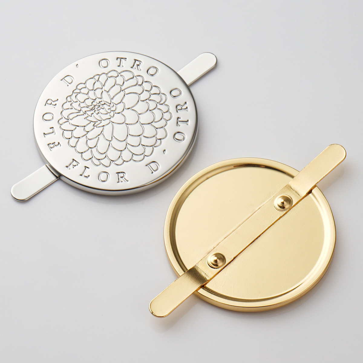 custom round metal tag with logo for handbags