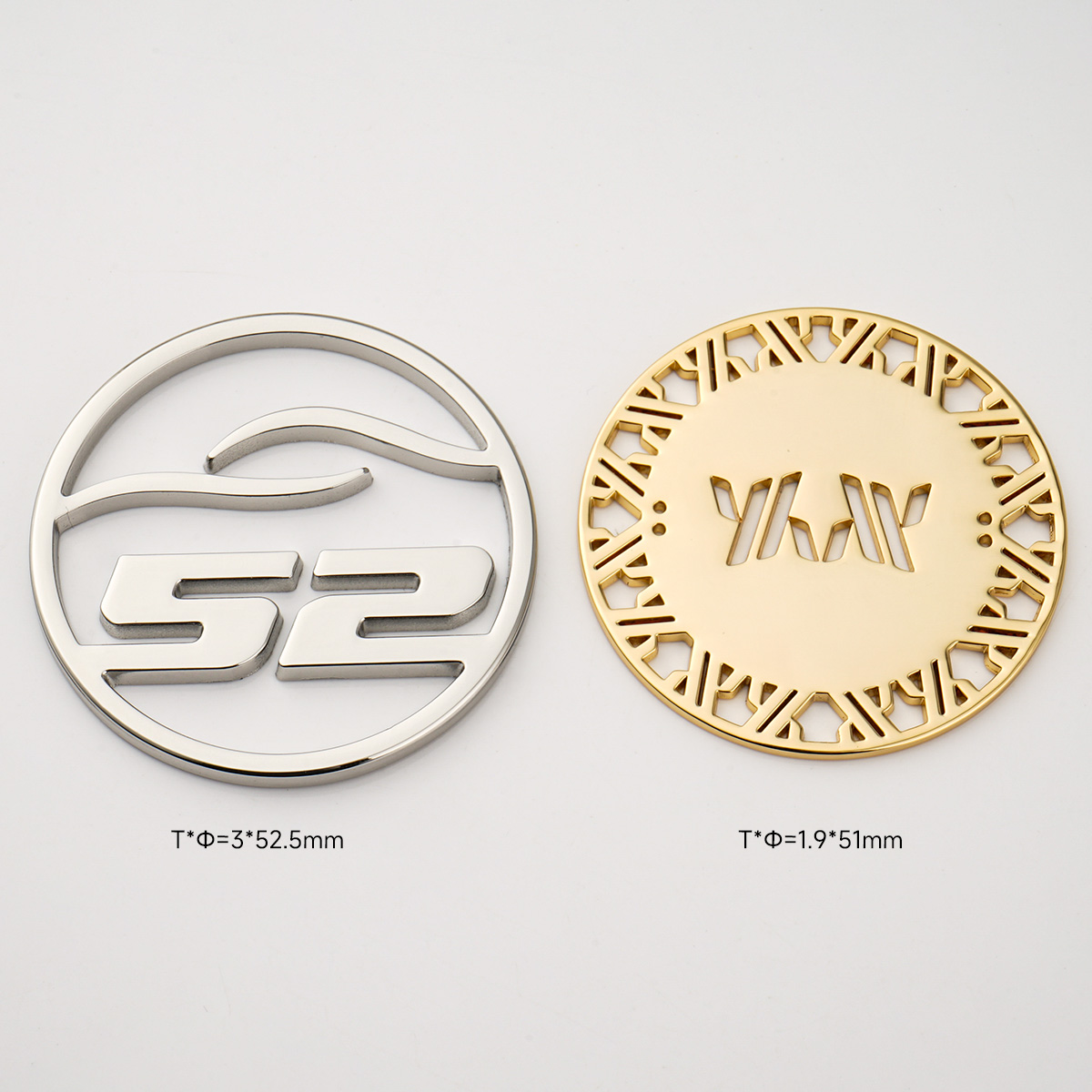 customize 50mm circle metal logo tag for handbags