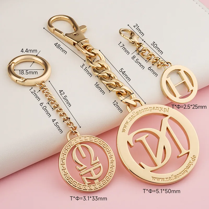 fashion design metal logo tag with clasp for bags