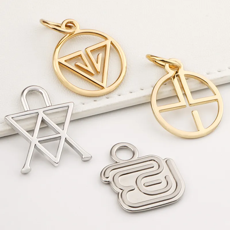 metal bag charm with custom logo for handbags
