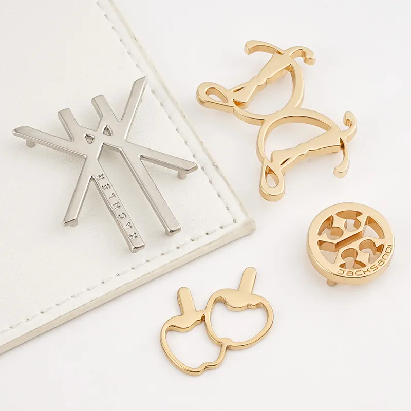 professional customize metal logo for bags