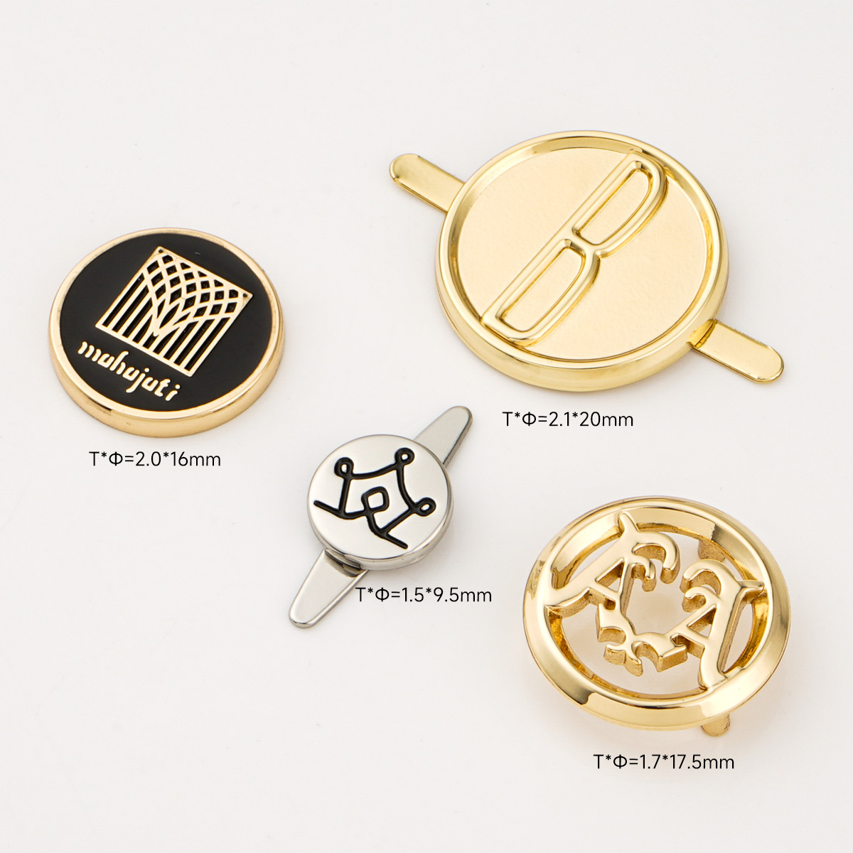 small circle metal logo tag for wallet bags